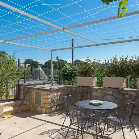 Trulli Dei Ciclamini Tatil Evi