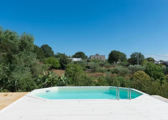 Trulli Dei Ciclamini 펜션 로코로톤도